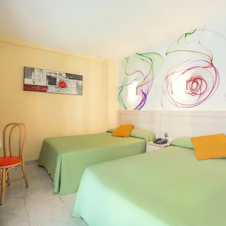 Servigroup Calypso 3* بينايدورم