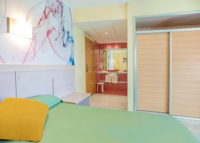 Servigroup Calypso Hotel